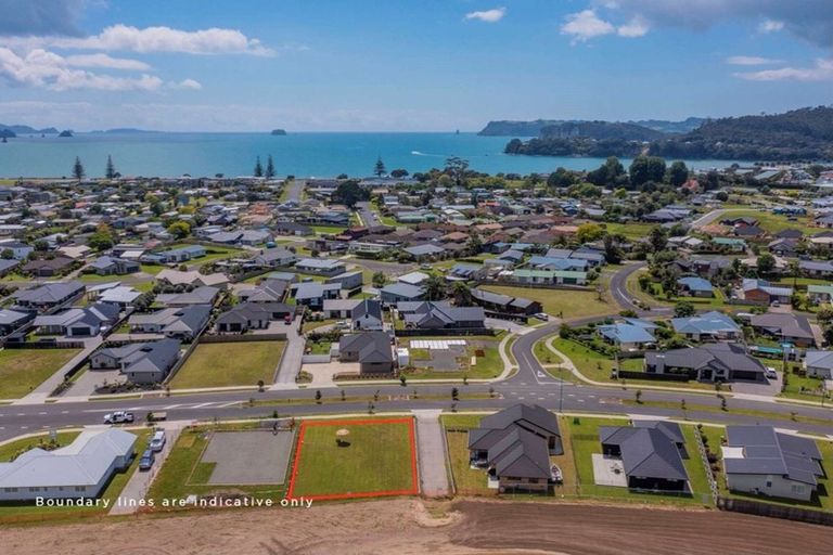 Photo of property in 121 Kupe Drive, Whitianga, 3510