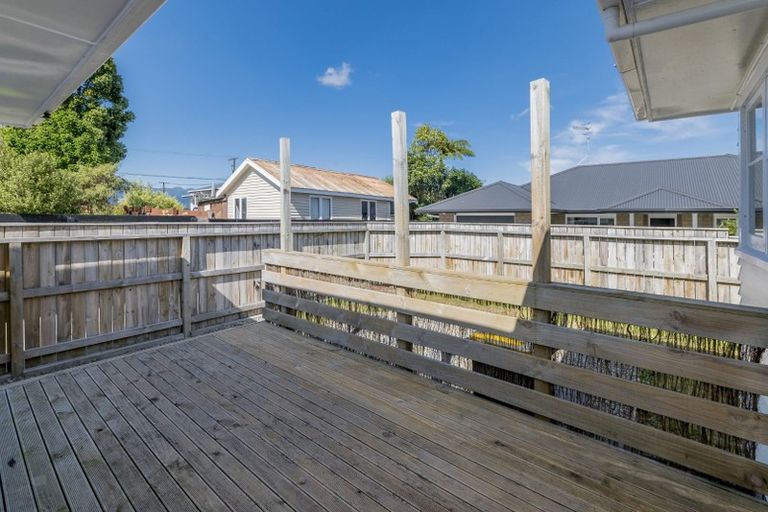 Photo of property in 3 Graham Street, Levin, 5510