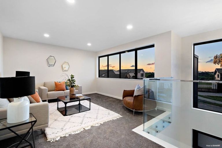 Photo of property in 38 Fort Lincoln Loop, Karaka, Papakura, 2113