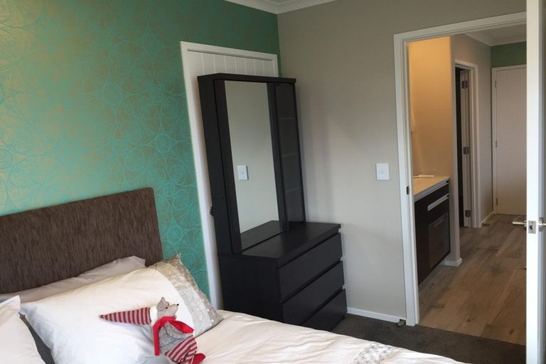 Photo of property in 1268b Whangaparaoa Road, Gulf Harbour, Whangaparaoa, 0930