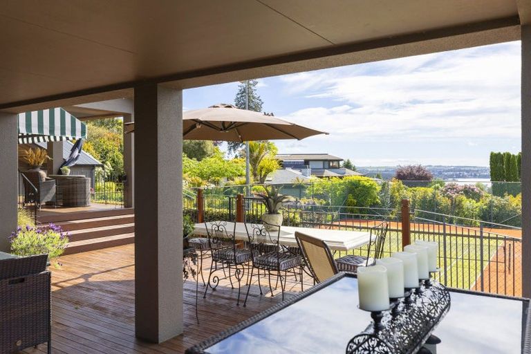 Photo of property in 2/41 Mapara Road, Acacia Bay, Taupo, 3385