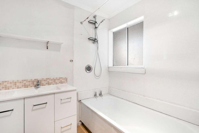 Photo of property in 44 Avon Road, Clifton, Invercargill, 9812