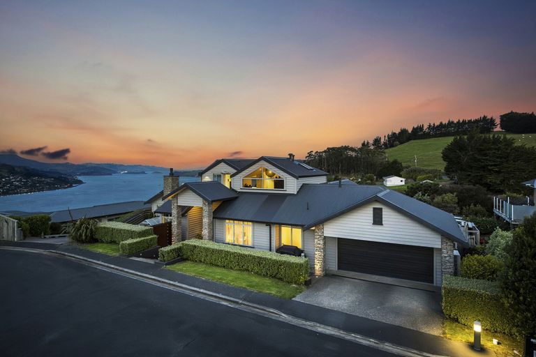 Photo of property in 349 Highcliff Road, Highcliff, Dunedin, 9013