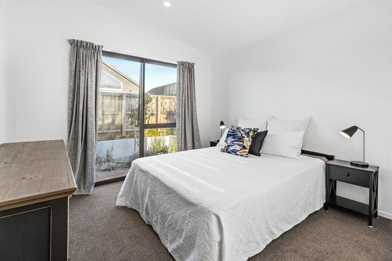 Photo of property in 9 Mcneil Crescent, Wanaka, 9305