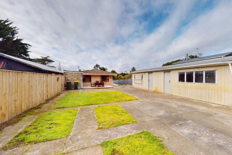 Photo of property in 135 Rua Avenue, Waitarere Beach, Levin, 5510
