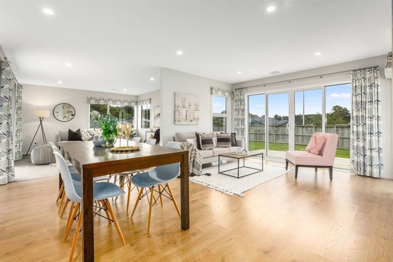 Photo of property in 7 Leadline Place, Whitby, Porirua, 5024