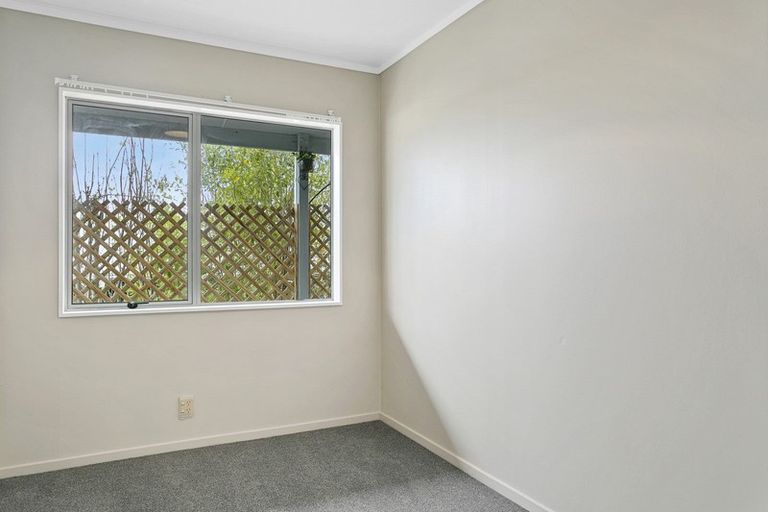 Photo of property in 43 Marshall Avenue, Richmond Heights, Taupo, 3330