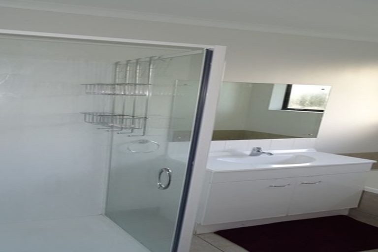 Photo of property in 5 Les Marston Place, Pukekohe, 2120