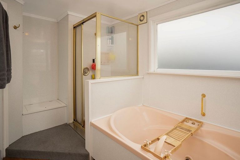 Photo of property in 18 Maitland Avenue, Stoke, Nelson, 7011