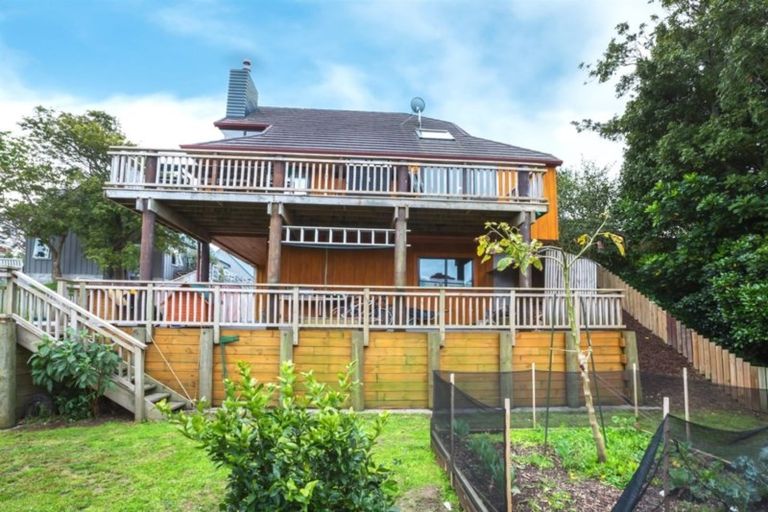 Photo of property in 62b Ngaio Road, Waikanae, 5036