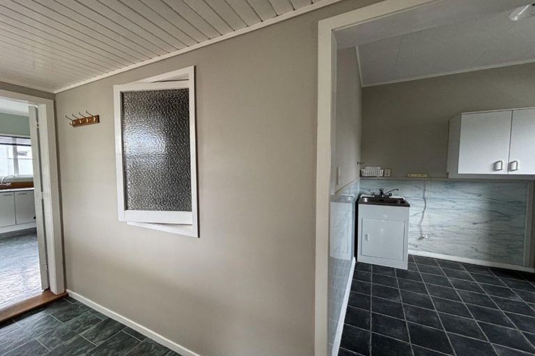 Photo of property in 36 Stewart Street, Aramoho, Whanganui, 4500