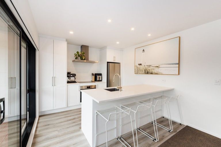 Photo of property in 7b Terrace Street, Marton, 4710