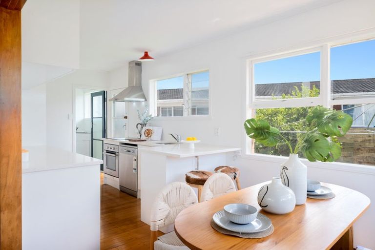 Photo of property in 39 Harrington Road, Henderson, Auckland, 0610