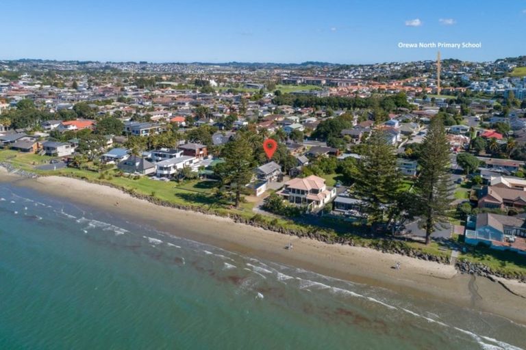Photo of property in 11 Noel Avenue, Orewa, 0931