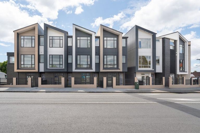 Photo of property in 104 Trafalgar Street, Waterloo, Lower Hutt, 5011