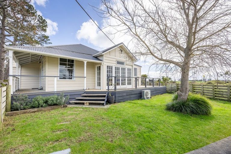 Photo of property in 126 West Coast Road, Te Kopuru, Dargaville, 0371
