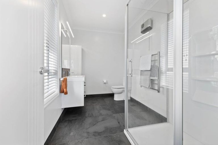 Photo of property in 5 Korokia Way, Richmond Heights, Taupo, 3330