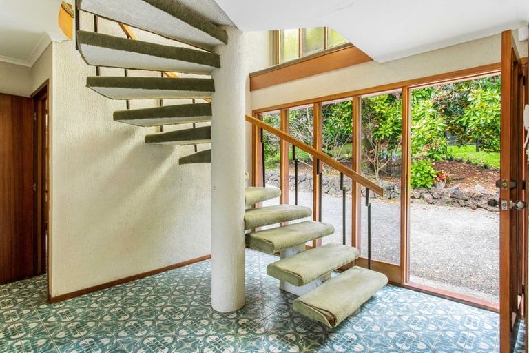 Photo of property in 229a Golf Road, Titirangi, Auckland, 0604