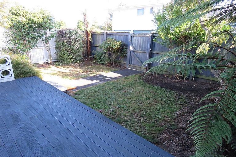 Photo of property in 2/26 Mona Vale Avenue, Riccarton, Christchurch, 8011