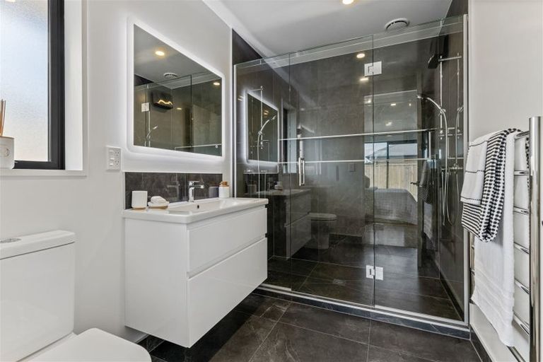 Photo of property in 11 Hayshed Street, Rolleston, 7614