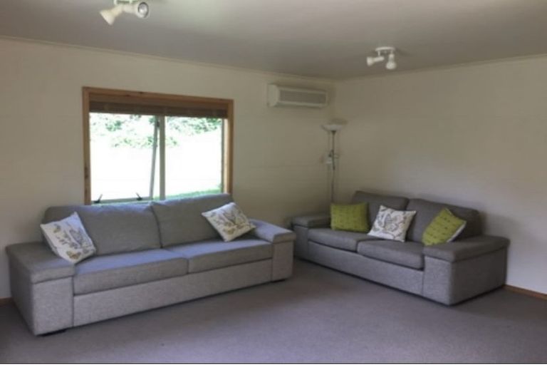 Photo of property in 26r Asher Road, Welcome Bay, Tauranga, 3175