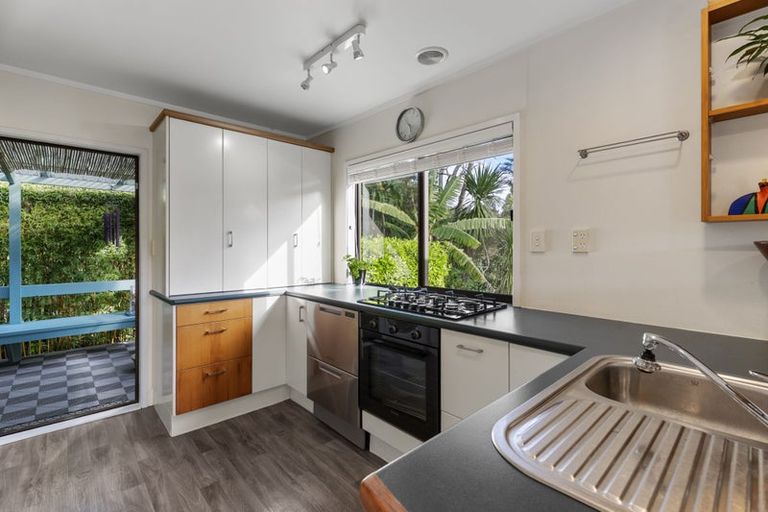 Photo of property in 63 Pemberton Avenue, Bayview, Auckland, 0629