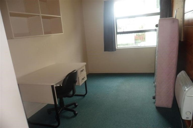 Photo of property in Te Awhina Apartments, 29/22u Sussex Street, Mount Cook, Wellington, 6021