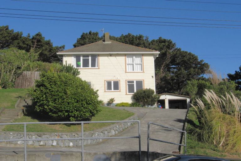 Photo of property in 22 Spur Grove, Titahi Bay, Porirua, 5022