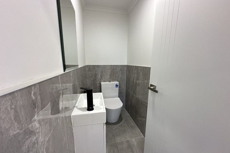 Photo of property in 1 Puhikawa Street, Massey, 0614