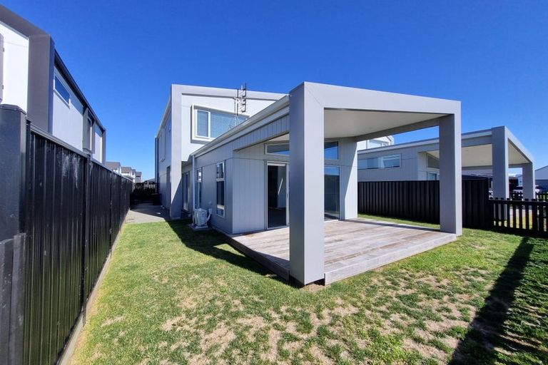 Photo of property in 27 Bill Miller Drive, Papamoa, 3118