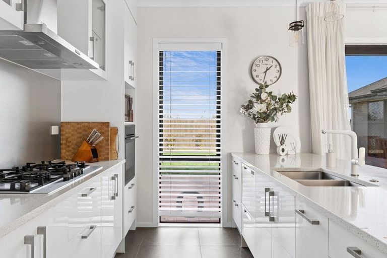 Photo of property in 54 Norfolk Drive, Cambridge, 3434