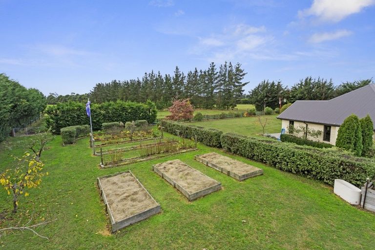 Photo of property in 51 Pattersons Road, Swannanoa, Rangiora, 7475