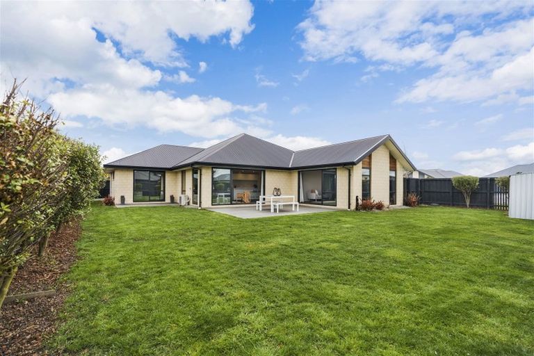 Photo of property in 6 Denimes Crescent, Rolleston, 7614