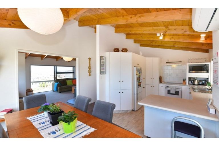 Photo of property in 11b Orewa Heights Crescent, Orewa, 0931