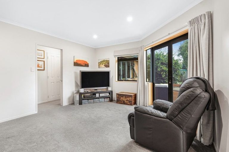 Photo of property in 42 Bramley Drive, Rototuna, Hamilton, 3210
