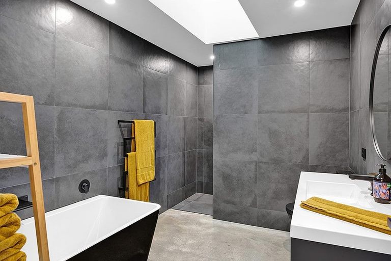 Photo of property in 51a Rata Street, Hawera, 4610