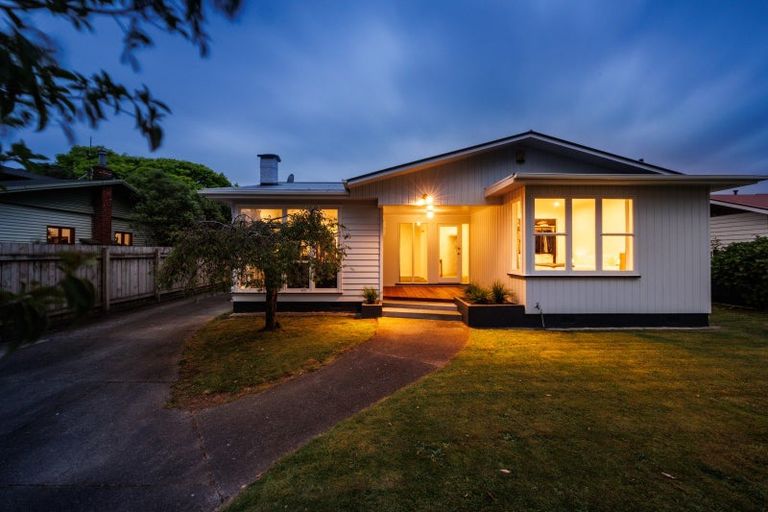 Photo of property in 39 Batt Street, West End, Palmerston North, 4410