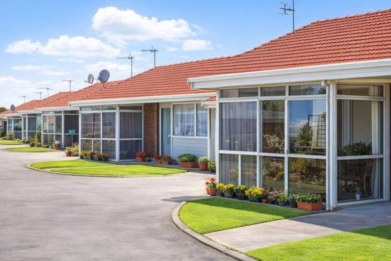 Photo of property in 240 South Road, Hawera, 4610