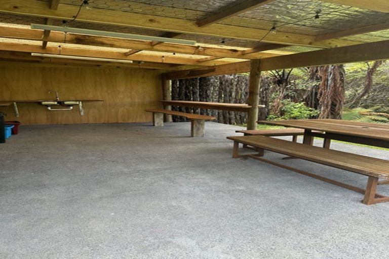 Photo of property in 1106 Russell Road, Whakapara, Hikurangi, 0184