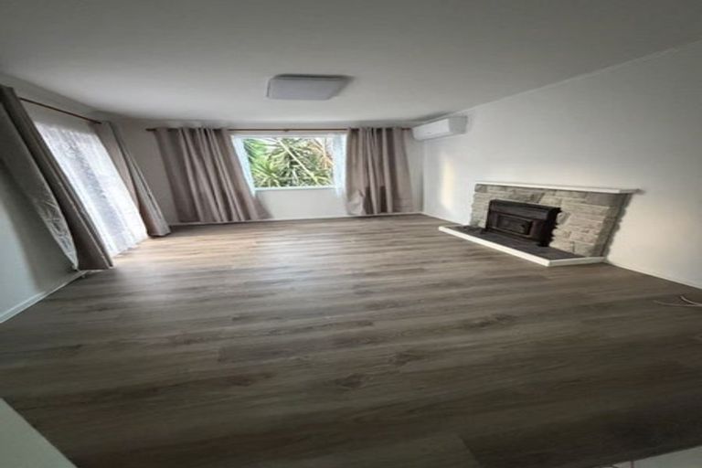 Photo of property in 26 Pinedale Place, Henderson, Auckland, 0610
