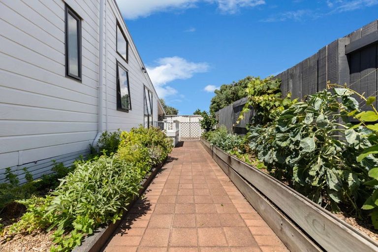 Photo of property in 217 Range Road, Papamoa Beach, Papamoa, 3118