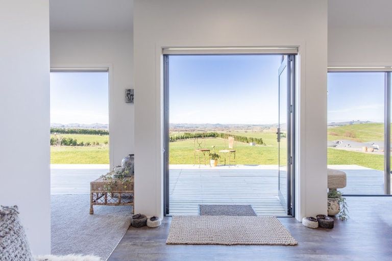 Photo of property in 471 Hatuma Road, Waipukurau, 4281