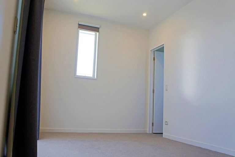 Photo of property in 16 Romanee Lane, Wigram, Christchurch, 8025