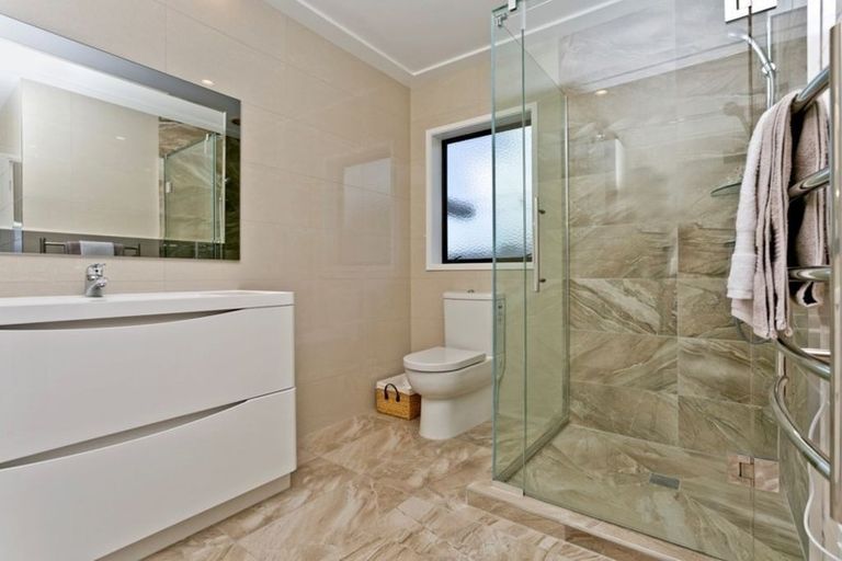 Photo of property in 3 Limeburners Close, Hobsonville, Auckland, 0618