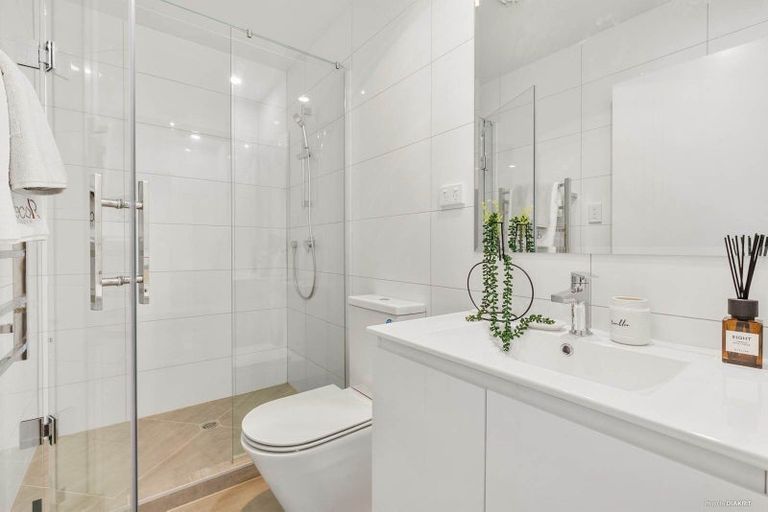 Photo of property in 32a/7 Westgate Drive, Massey, Auckland, 0614