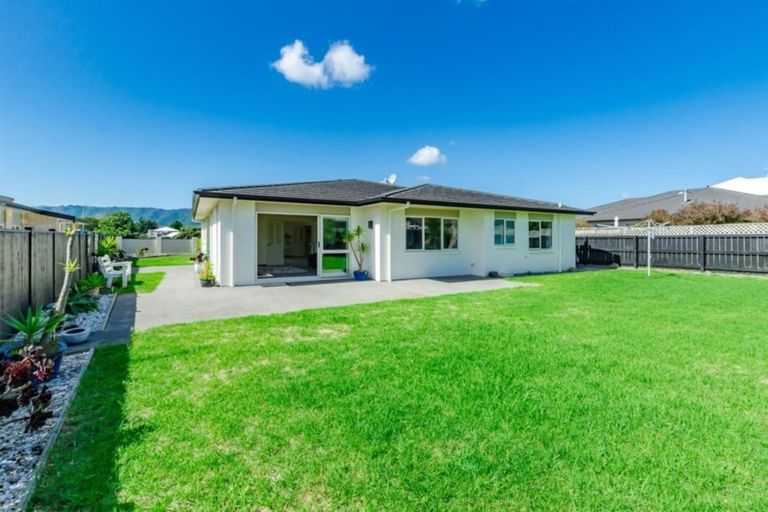 Photo of property in 56 Kotuku Drive, Paraparaumu Beach, Paraparaumu, 5032