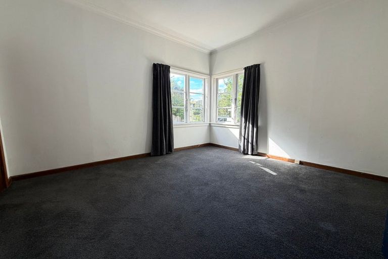Photo of property in 75 Chamberlain Road, Karori, Wellington, 6012