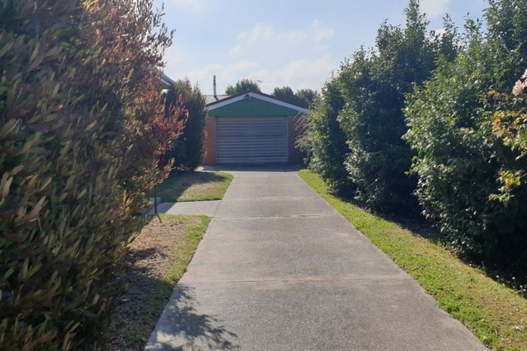 Photo of property in 70 Toorak Avenue, Avonhead, Christchurch, 8042