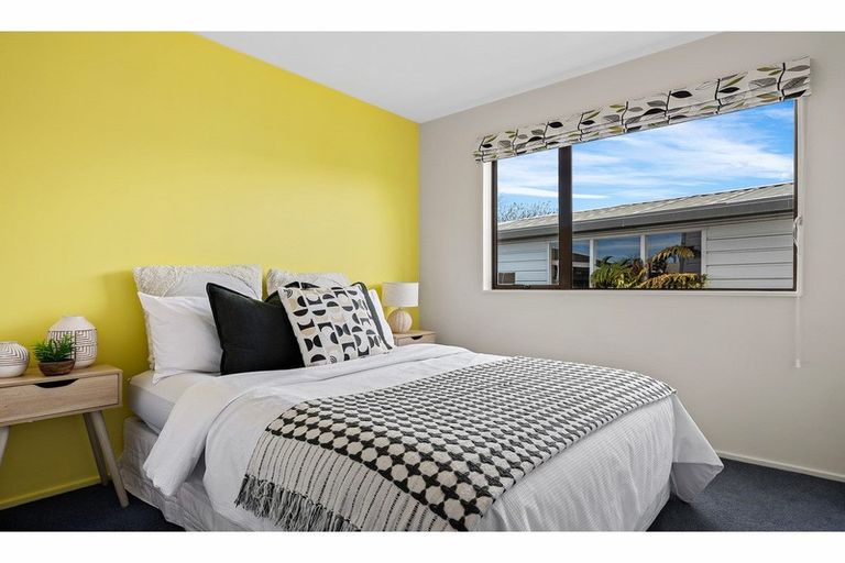 Photo of property in 53 Arcon Drive, Broomfield, Christchurch, 8042