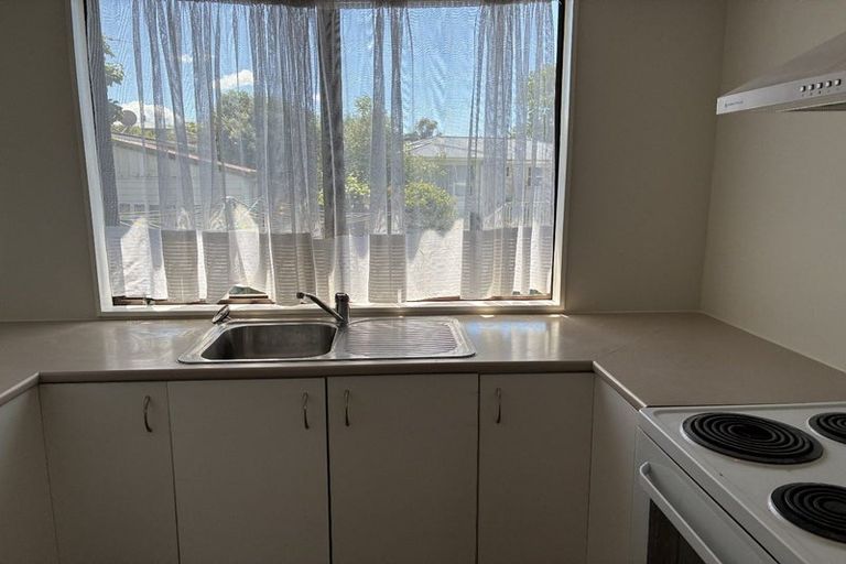 Photo of property in 84 Wharf Road, Te Atatu Peninsula, Auckland, 0610